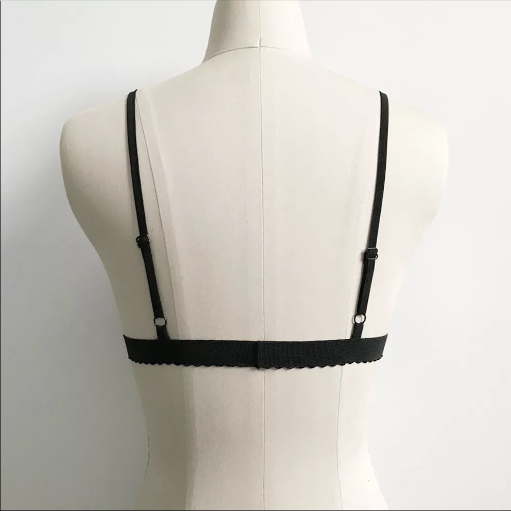 BLK LACE BRALETTE W/EMBROIDERY ROSES! - Picture 8 of 13